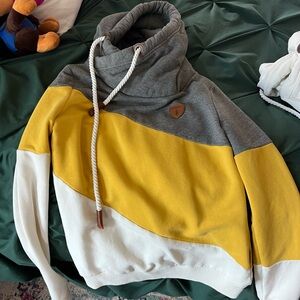 Wanakome sweatshirt! In great condition. This one has no pockets. Lightly warn.
